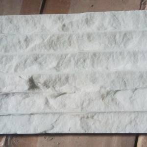 Đá xẻ trắng sữa 10x20